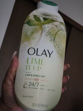OLAY Lime It Up Body Wash - Green & Cream Bottle